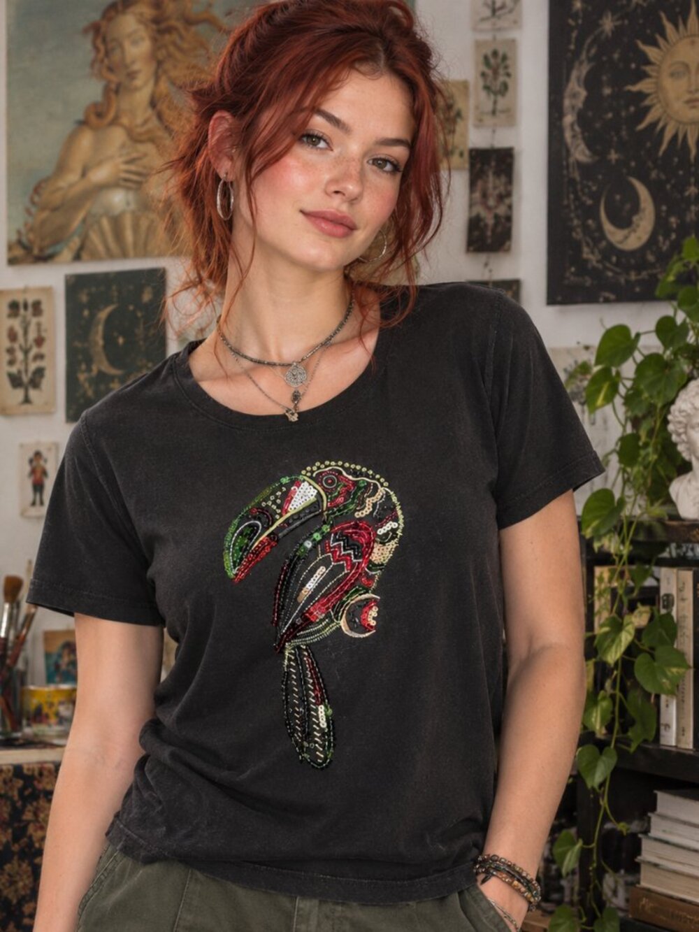 Black Embellished Bird Graphic T-Shirt Size M Sequin Beaded Short Sleeve